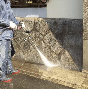 多治見市の外壁塗装、屋根塗装株式会社エスエスの高圧洗浄