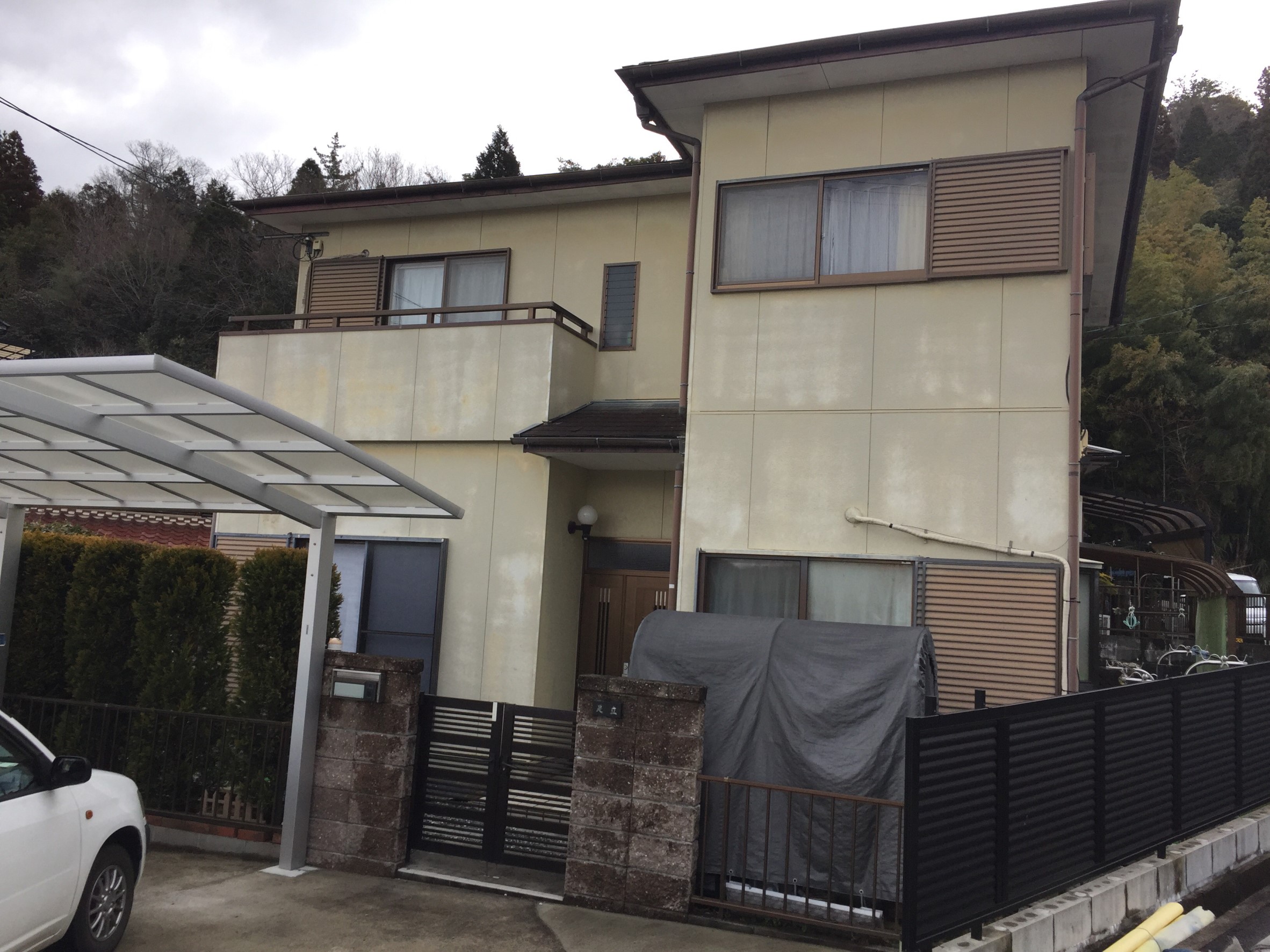 多治見市の外壁塗装、屋根塗装株式会社エスエスの施工事例Before