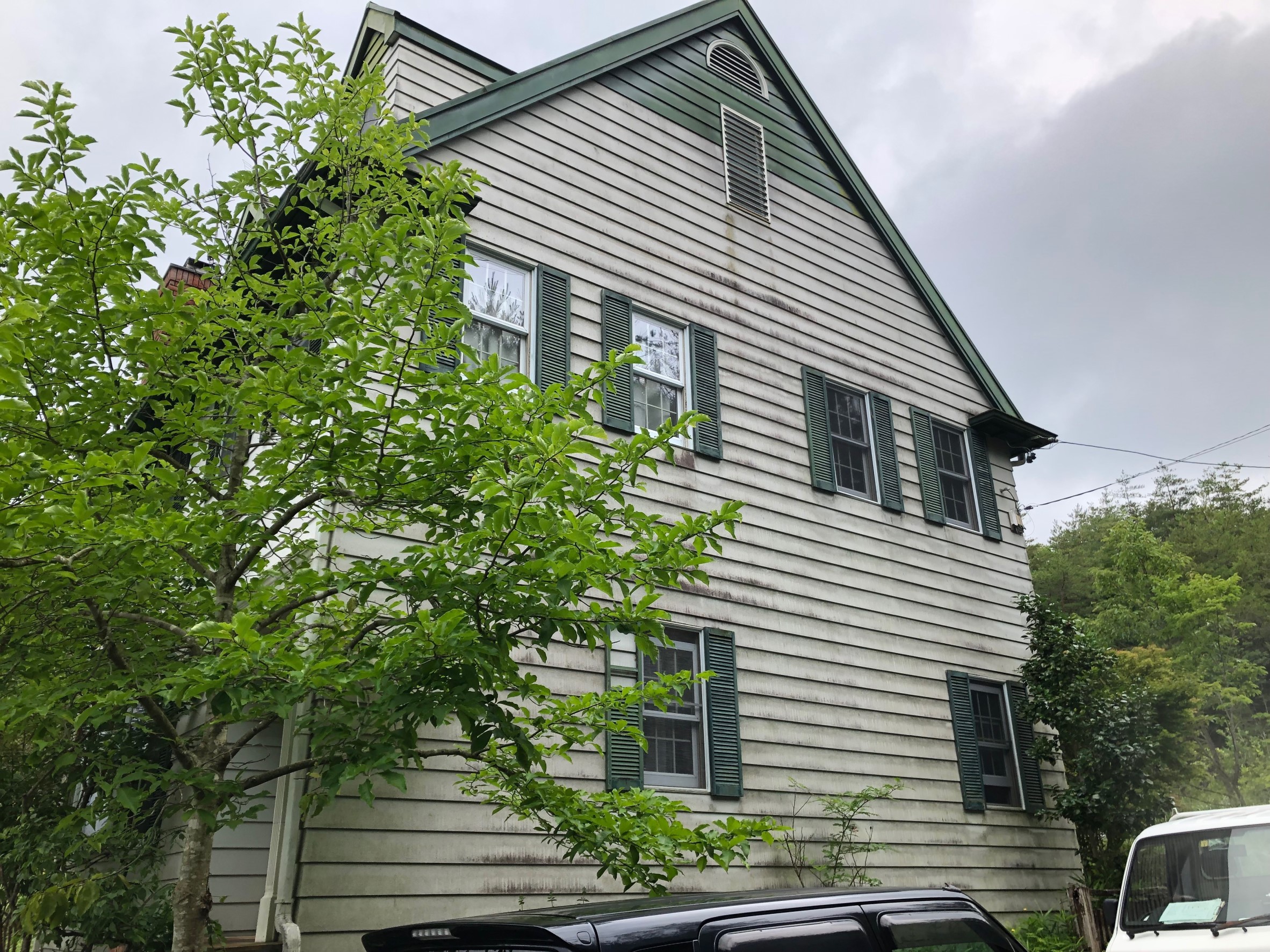 多治見市の外壁塗装、屋根塗装株式会社エスエスの施工事例Before