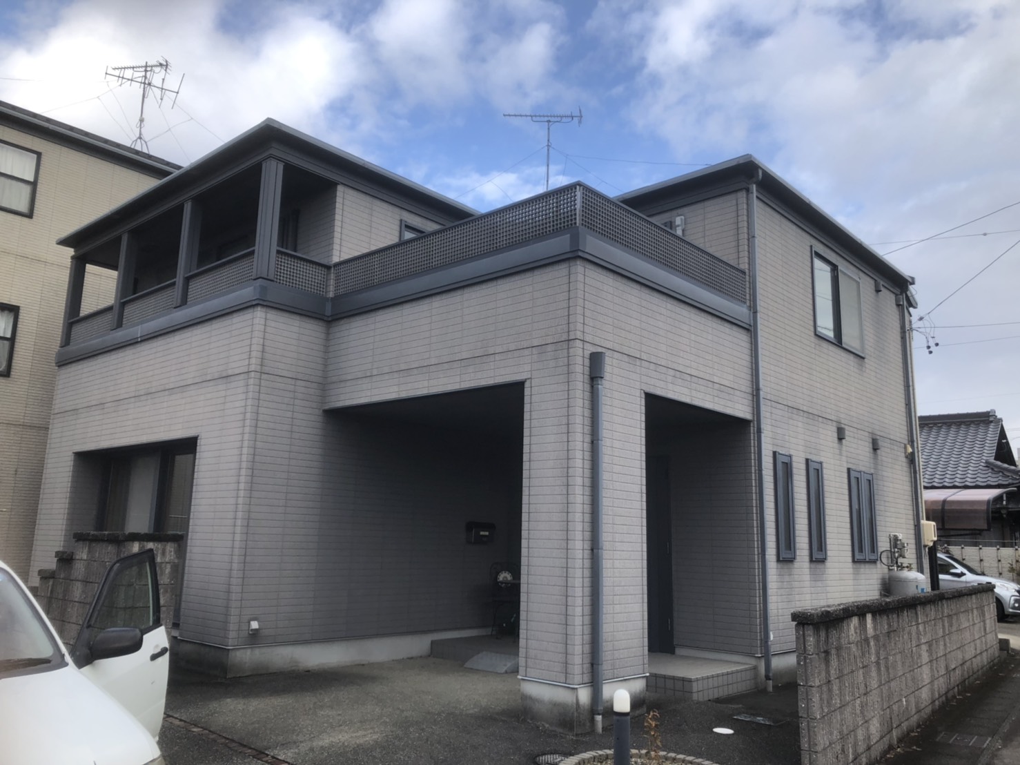 多治見市の外壁塗装、屋根塗装株式会社エスエスの施工事例Before