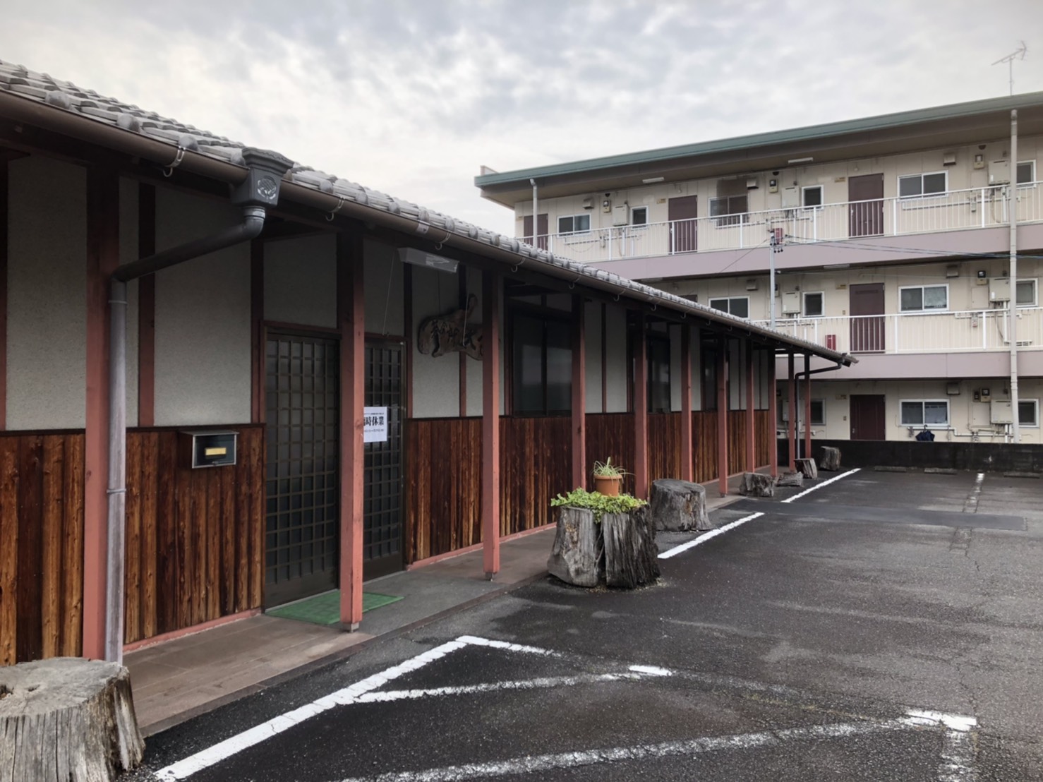 多治見市の外壁塗装、屋根塗装株式会社エスエスの施工事例Before