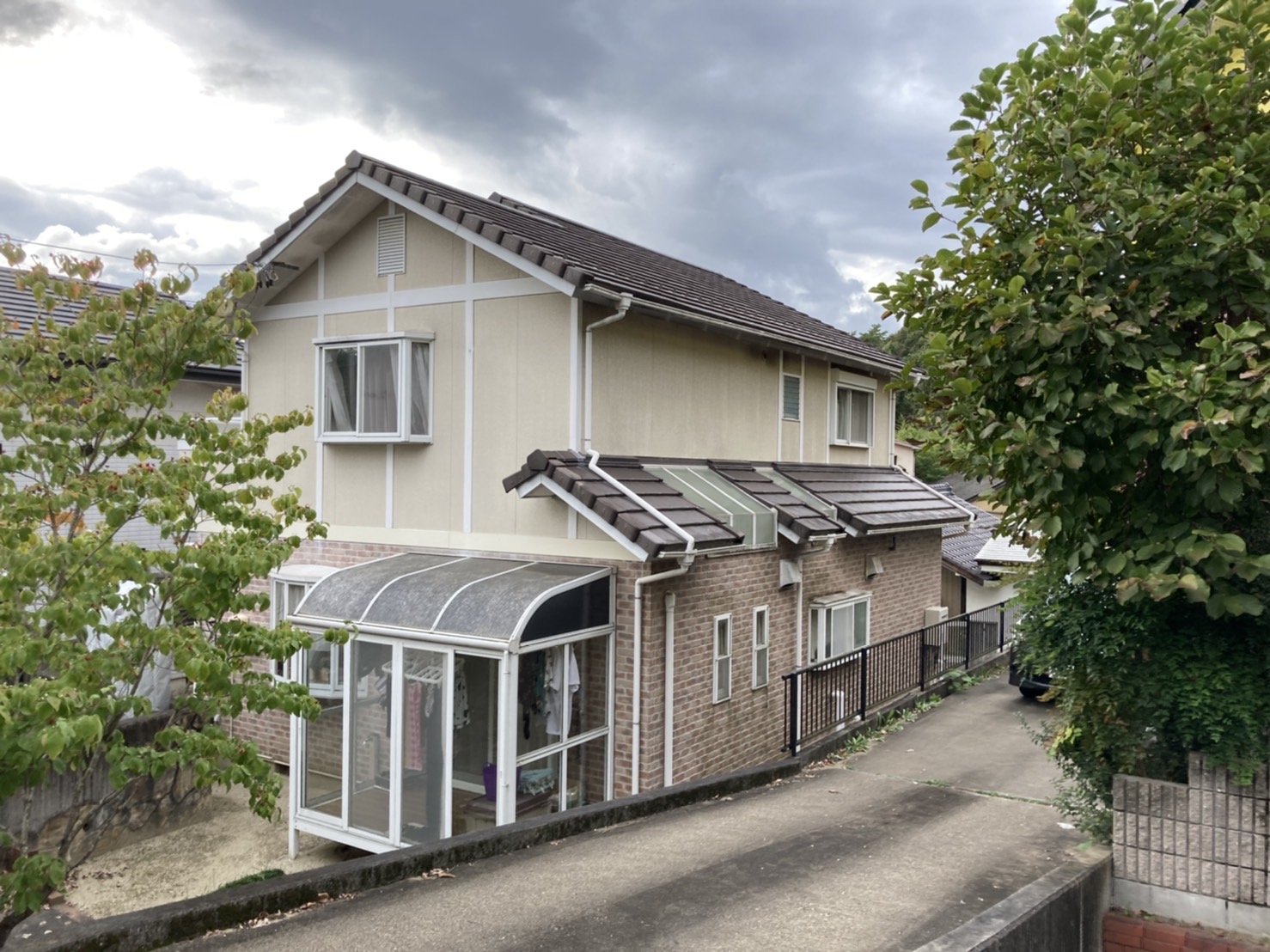 多治見市の外壁塗装、屋根塗装株式会社エスエスの施工事例Before