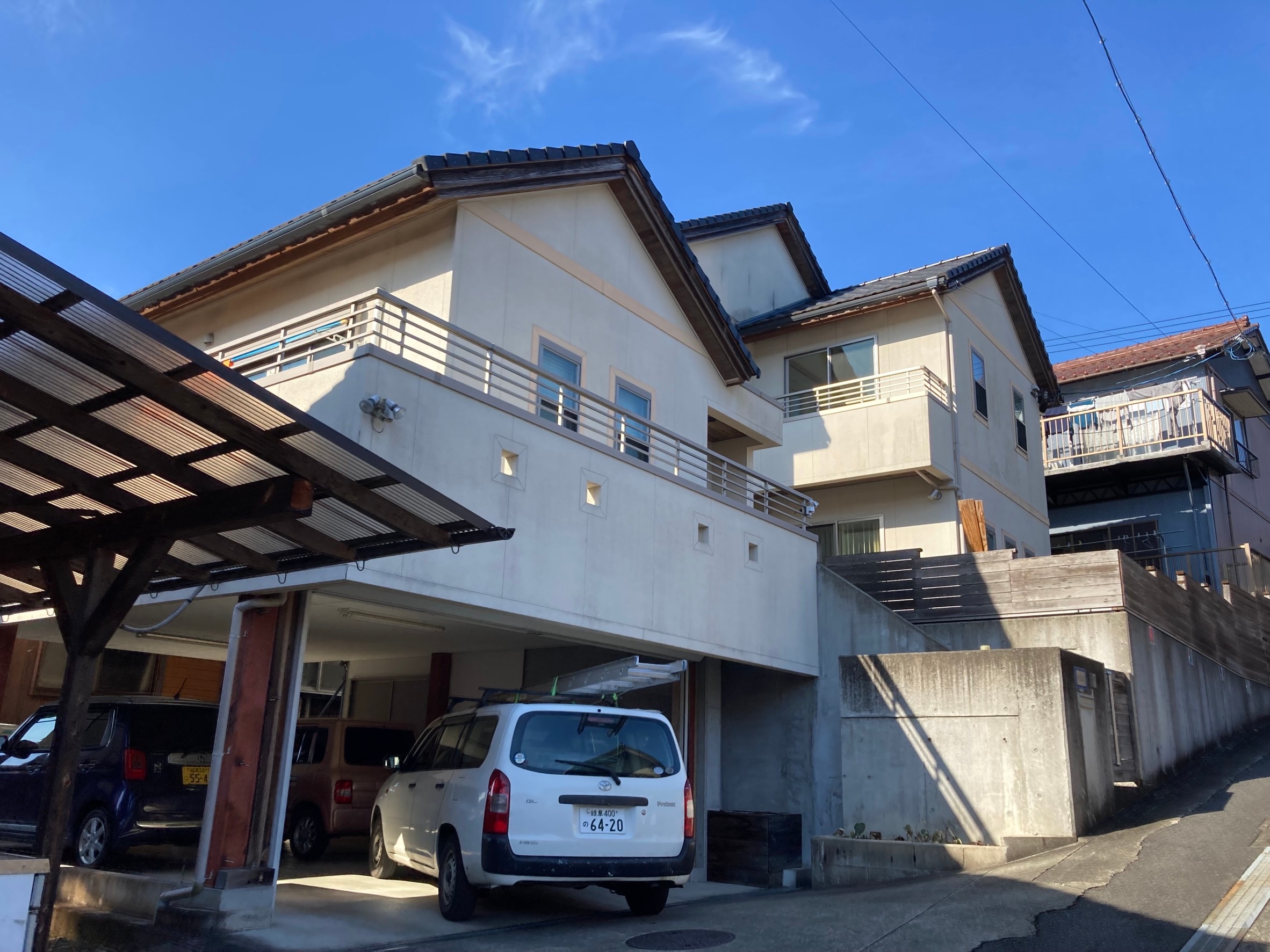 多治見市の外壁塗装、屋根塗装株式会社エスエスの施工事例Before