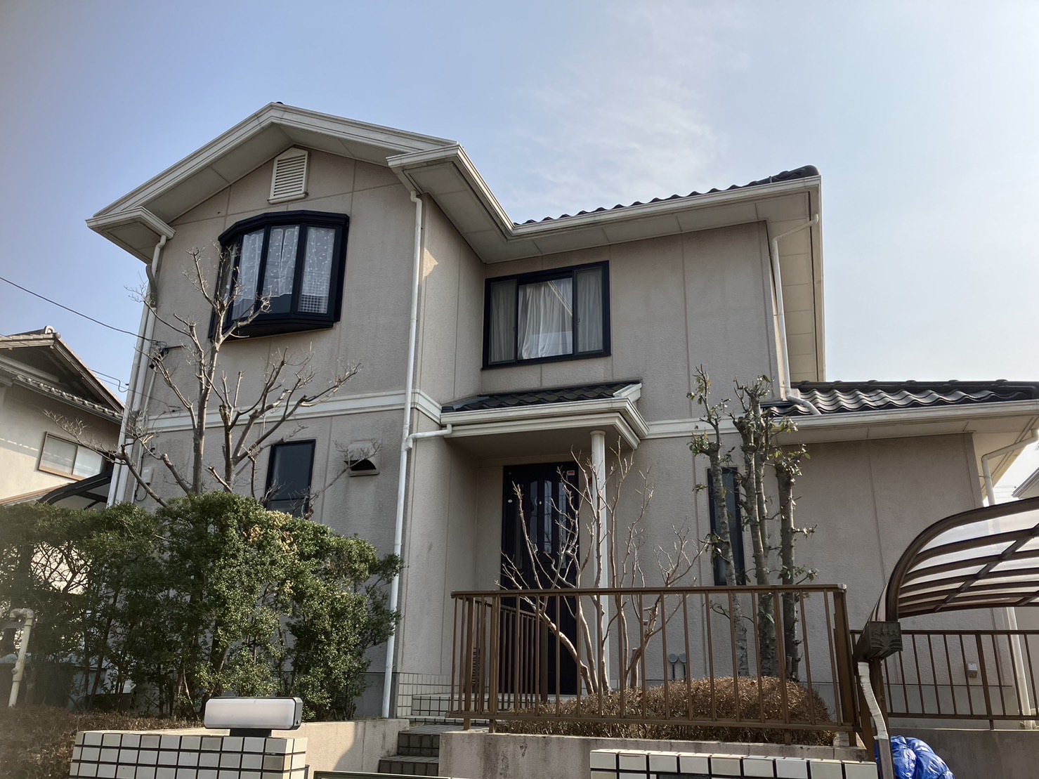 多治見市の外壁塗装、屋根塗装株式会社エスエスの施工事例Before