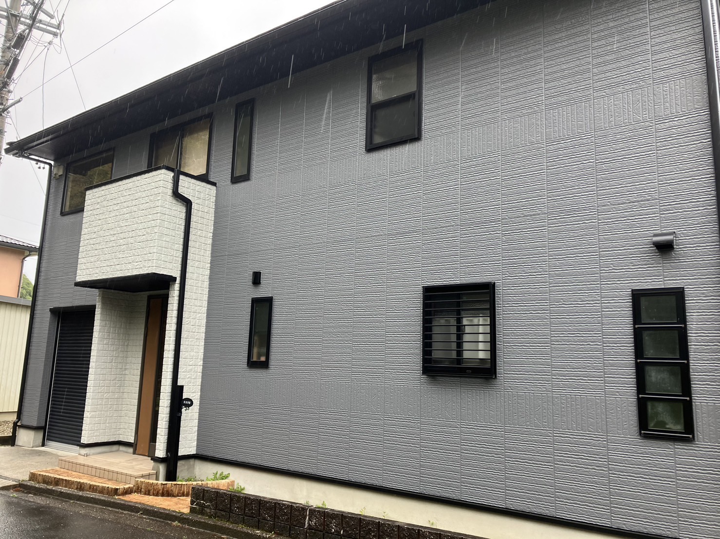 多治見市の外壁塗装、屋根塗装株式会社エスエスの施工事例After