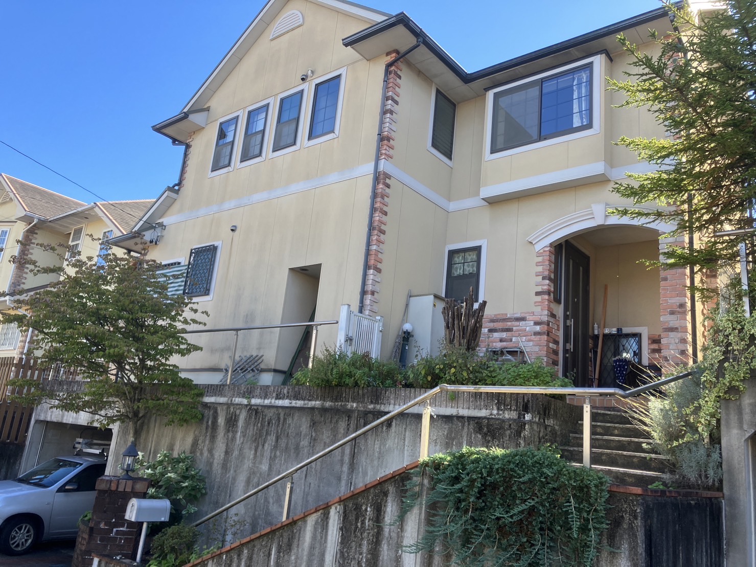 多治見市の外壁塗装、屋根塗装株式会社エスエスの施工事例Before