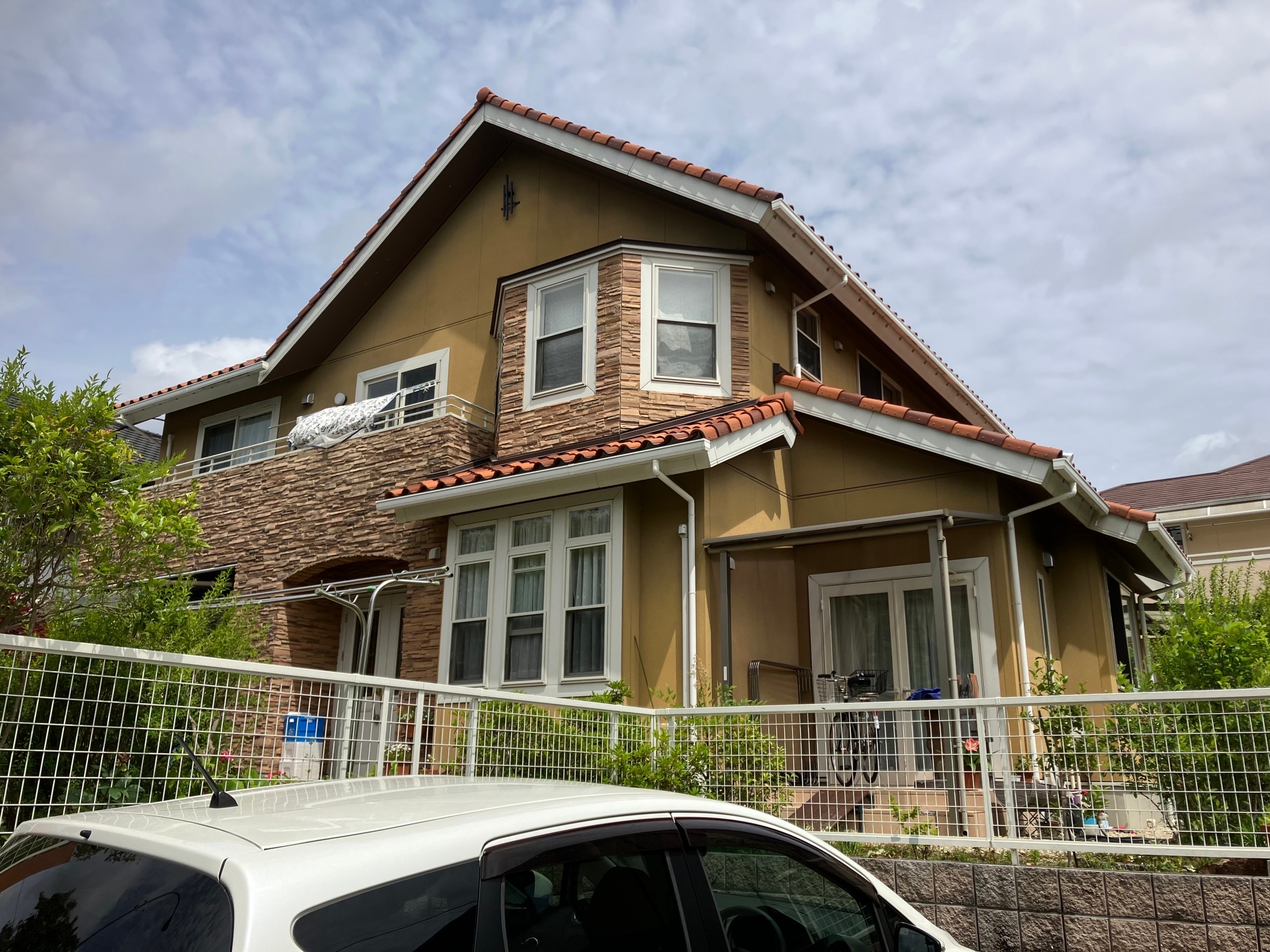 多治見市の外壁塗装、屋根塗装株式会社エスエスの施工事例Before